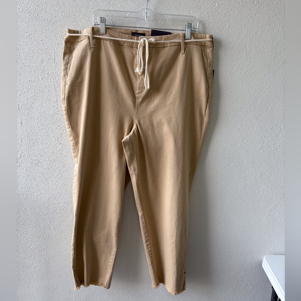 NYDJ Relaxed Trouser Fray Hem Size 18 Tan Lift Tuck Technology NWT‎ Nautical